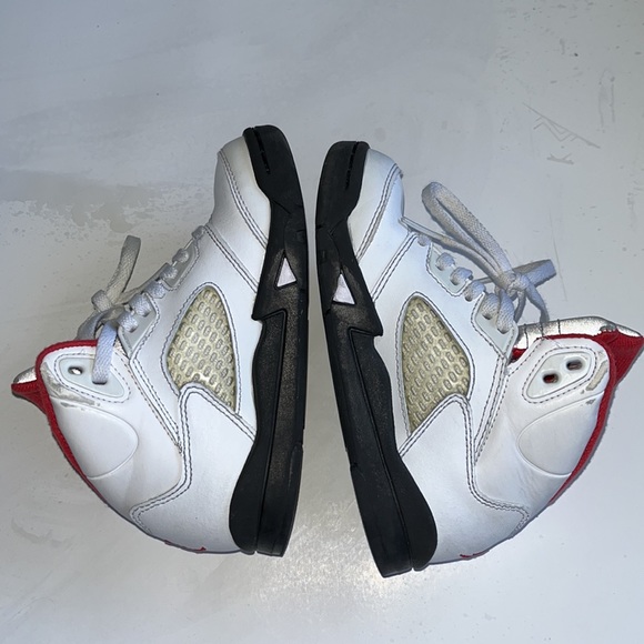 Nike Air Jordan 5 retro kids, fire red/white/blk - Picture 5 of 10
